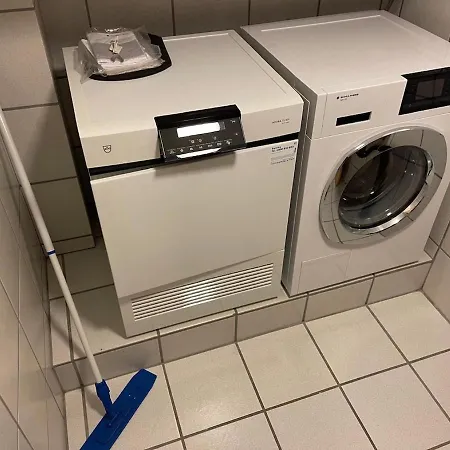 Lägenhet Lovely With Two Bedrooms And Two Bathrooms *