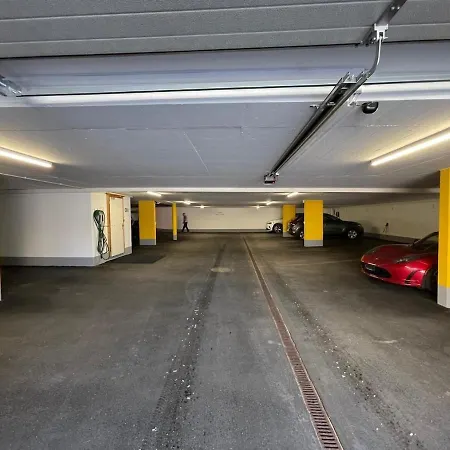 Lovely With Two Bedrooms And Two Bathrooms Lägenhet Klosters