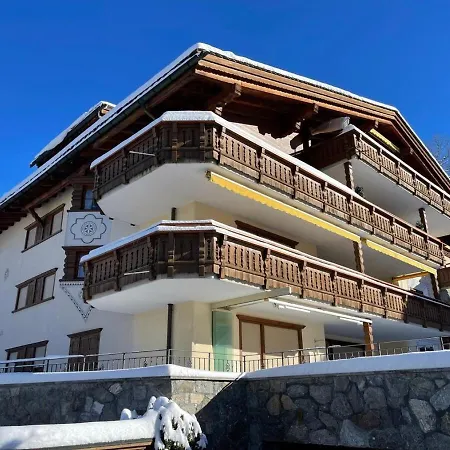 Lägenhet Lovely With Two Bedrooms And Two Bathrooms *