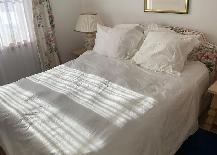 Daire Lovely With Two Bedrooms And Two Bathrooms