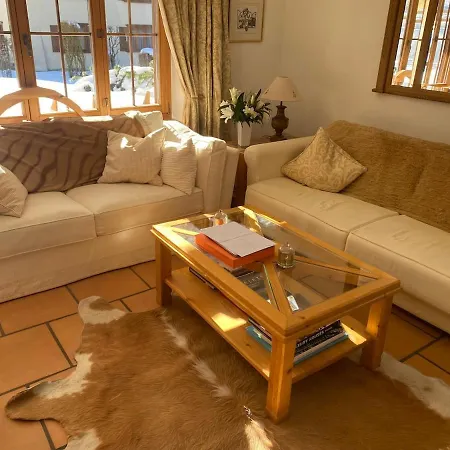 Lovely With Two Bedrooms And Two Bathrooms *