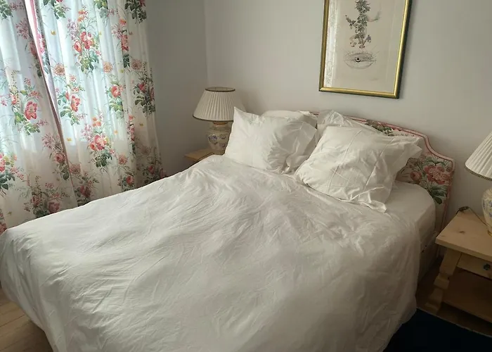 Lovely With Two Bedrooms And Two Bathrooms Apartamento Klosters