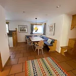 Lovely With Two Bedrooms And Two Bathrooms Apartament *